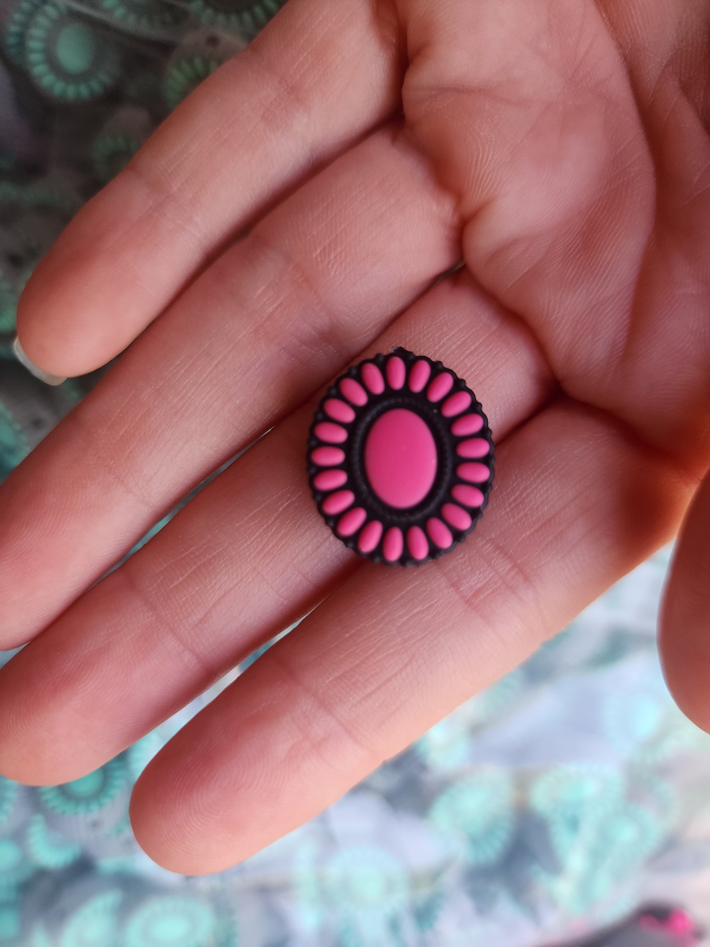 DAISYLAND EXCLUSIVE CUSTOM design concho jewelry turquoise western pendant silicone focal bead-B17