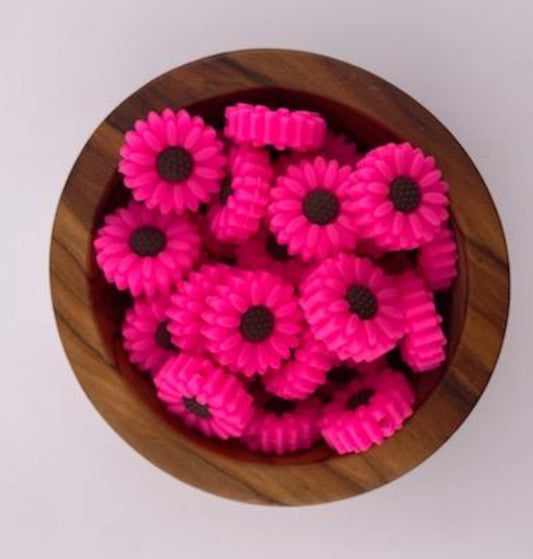 Custom hot pink daisy flower silicone focal beads
