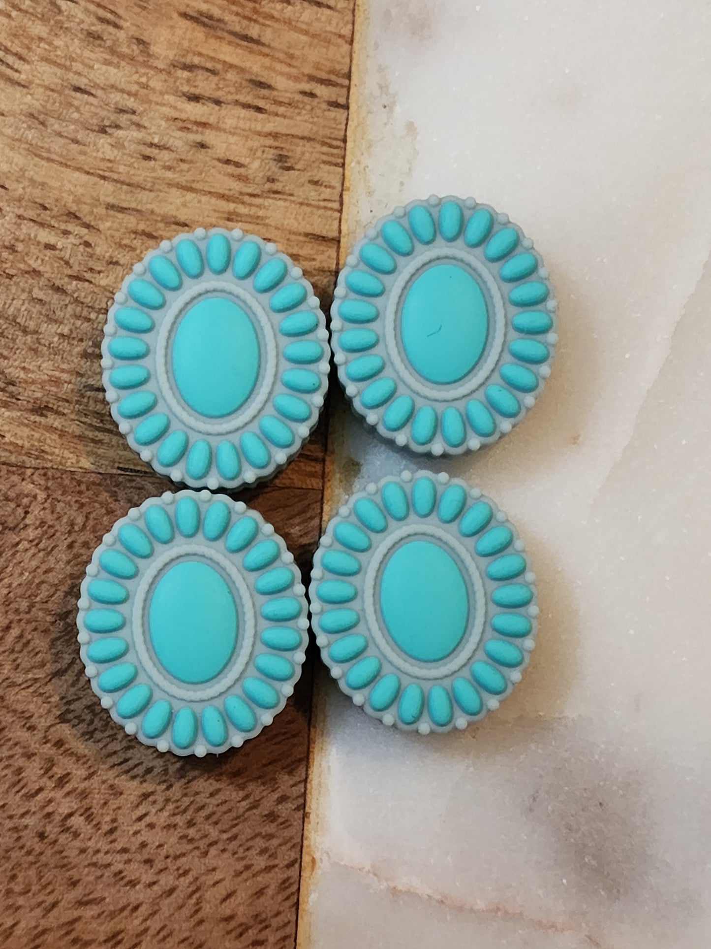 DAISYLAND EXCLUSIVE CUSTOM design concho jewelry turquoise western pendant silicone focal bead-B17