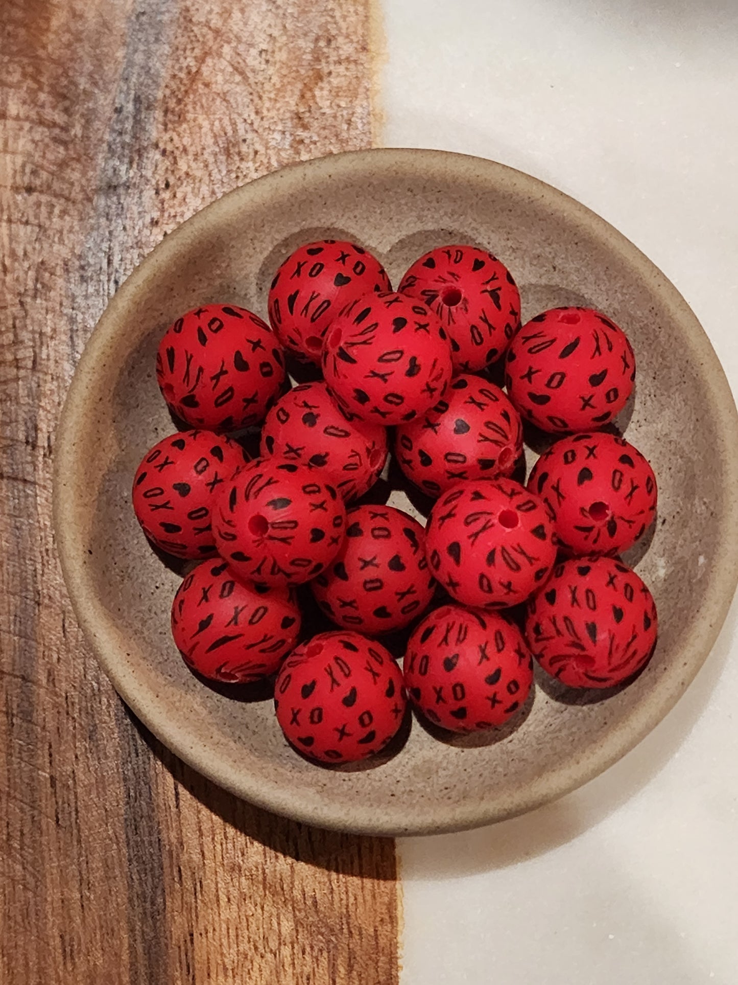 Valentines day xo heart custom print beads 15mm silicone