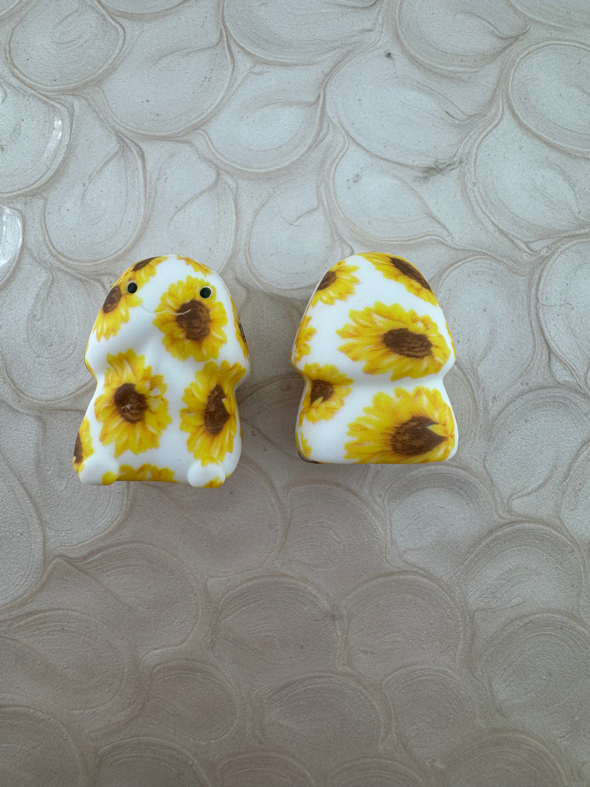 Sun’s out Buns out Richard Custom Copyrighted Silicone Focal (mystery #5)