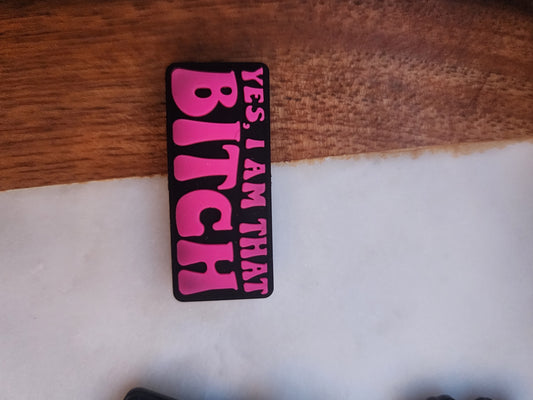 I am that bitch focal pink-UPC1