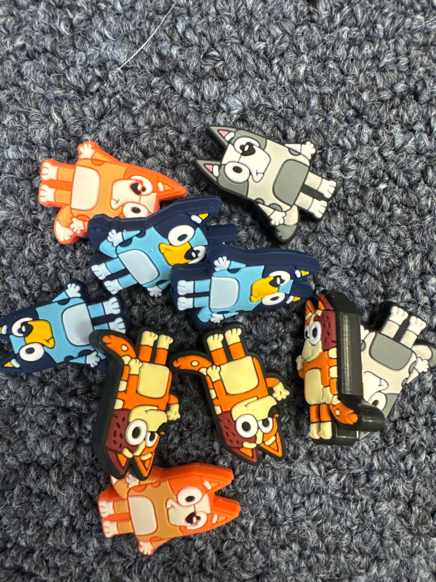 15 MIX OF BLUEY FOR $5 MUM DAD BLUEY MUFFIN