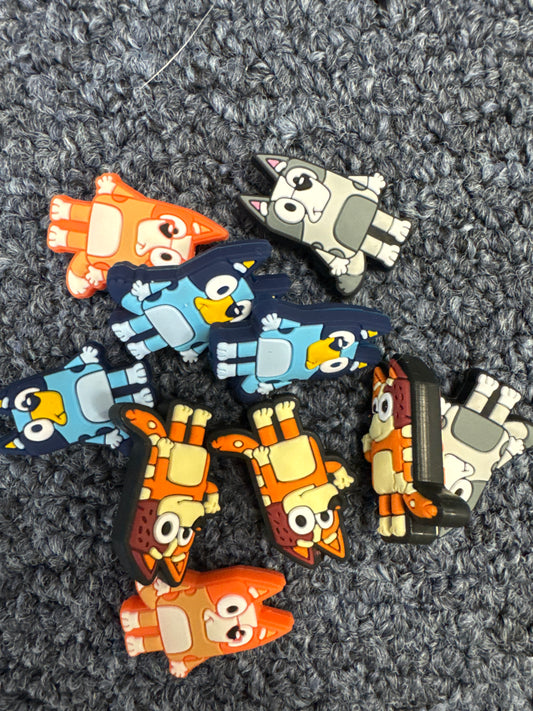 15 MIX OF BLUEY FOR $5 MUM DAD BLUEY MUFFIN