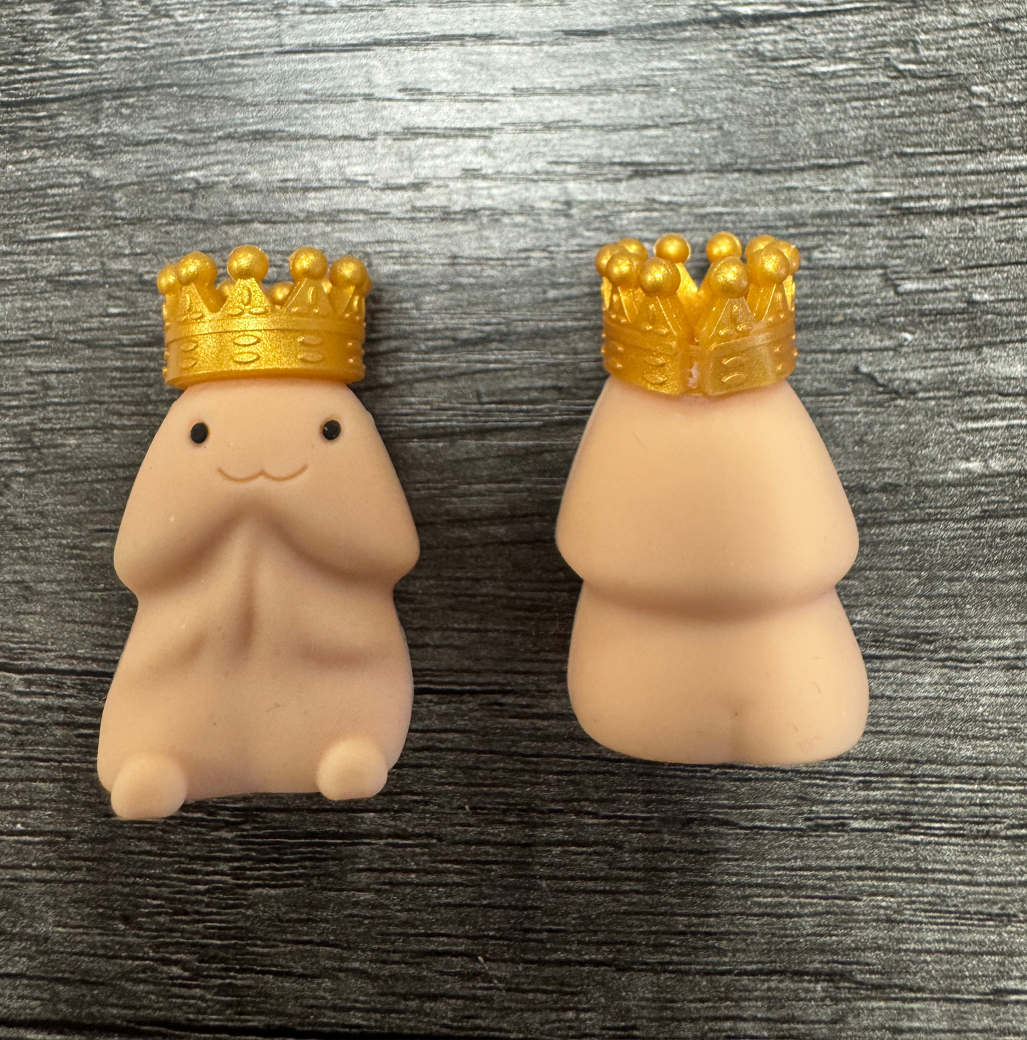 Peach King Crown Richard Copyrighted Exclusive Focal