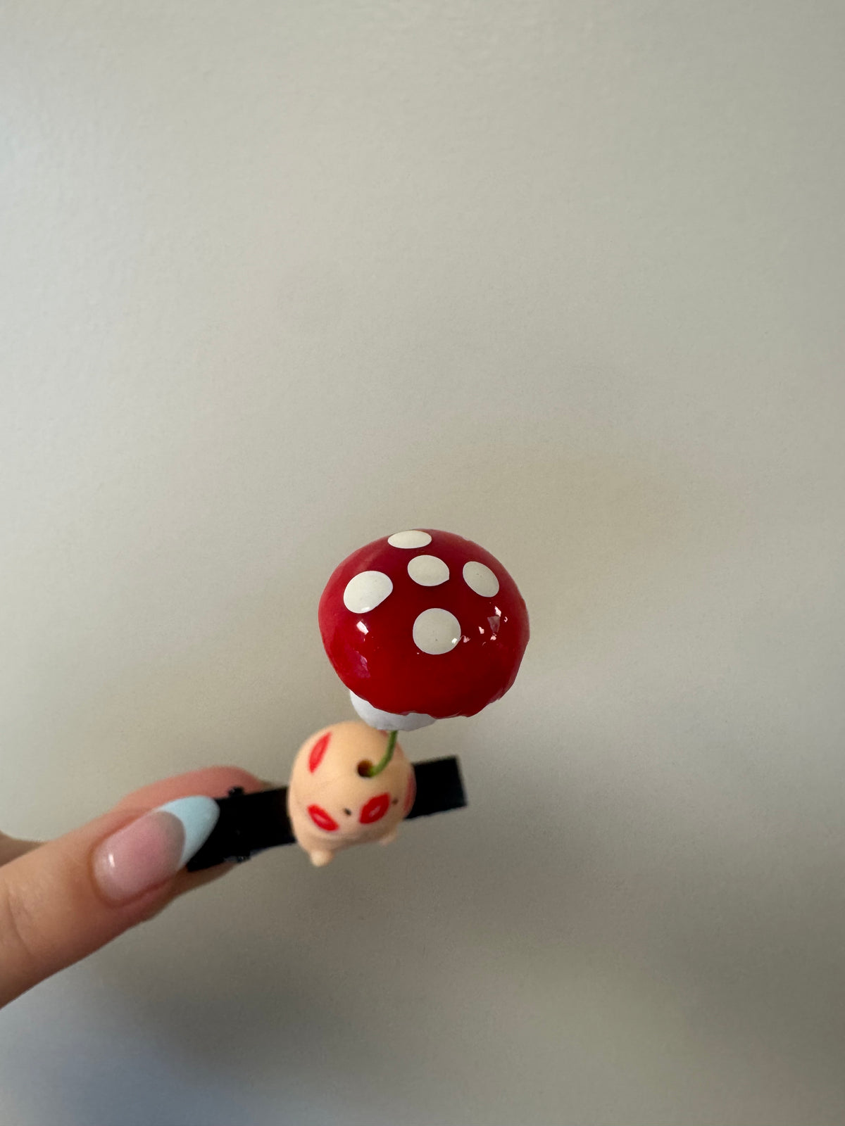Mushroom Kiss Richard Rave Sprout