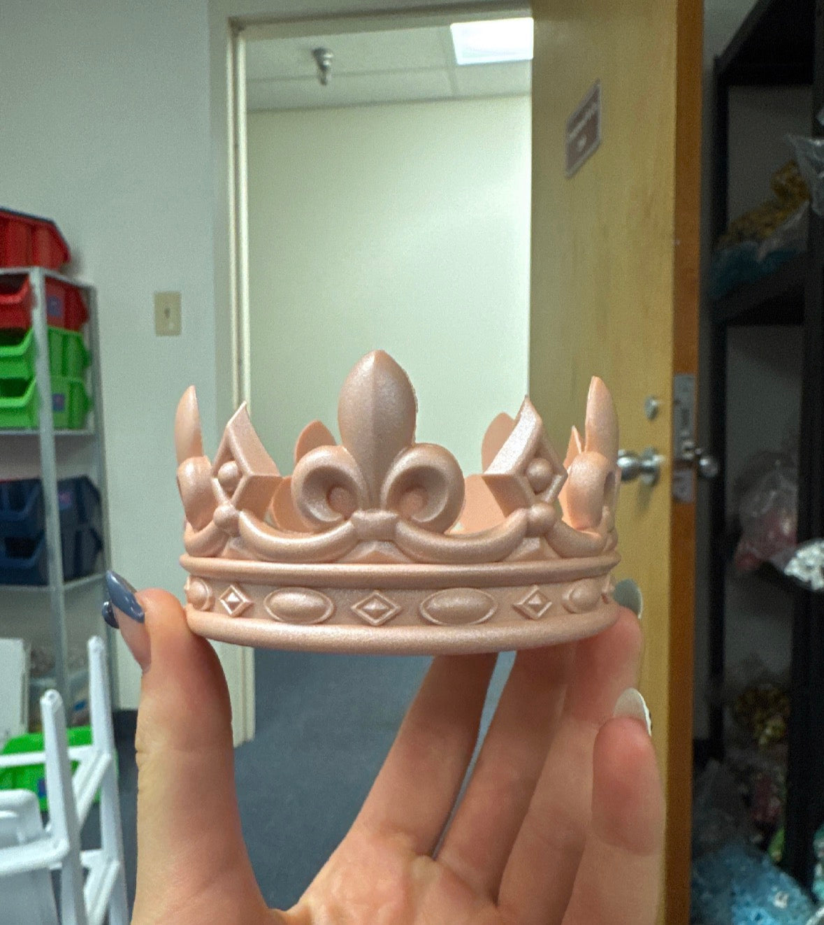 Rose Gold Crown Boot for Tumbler