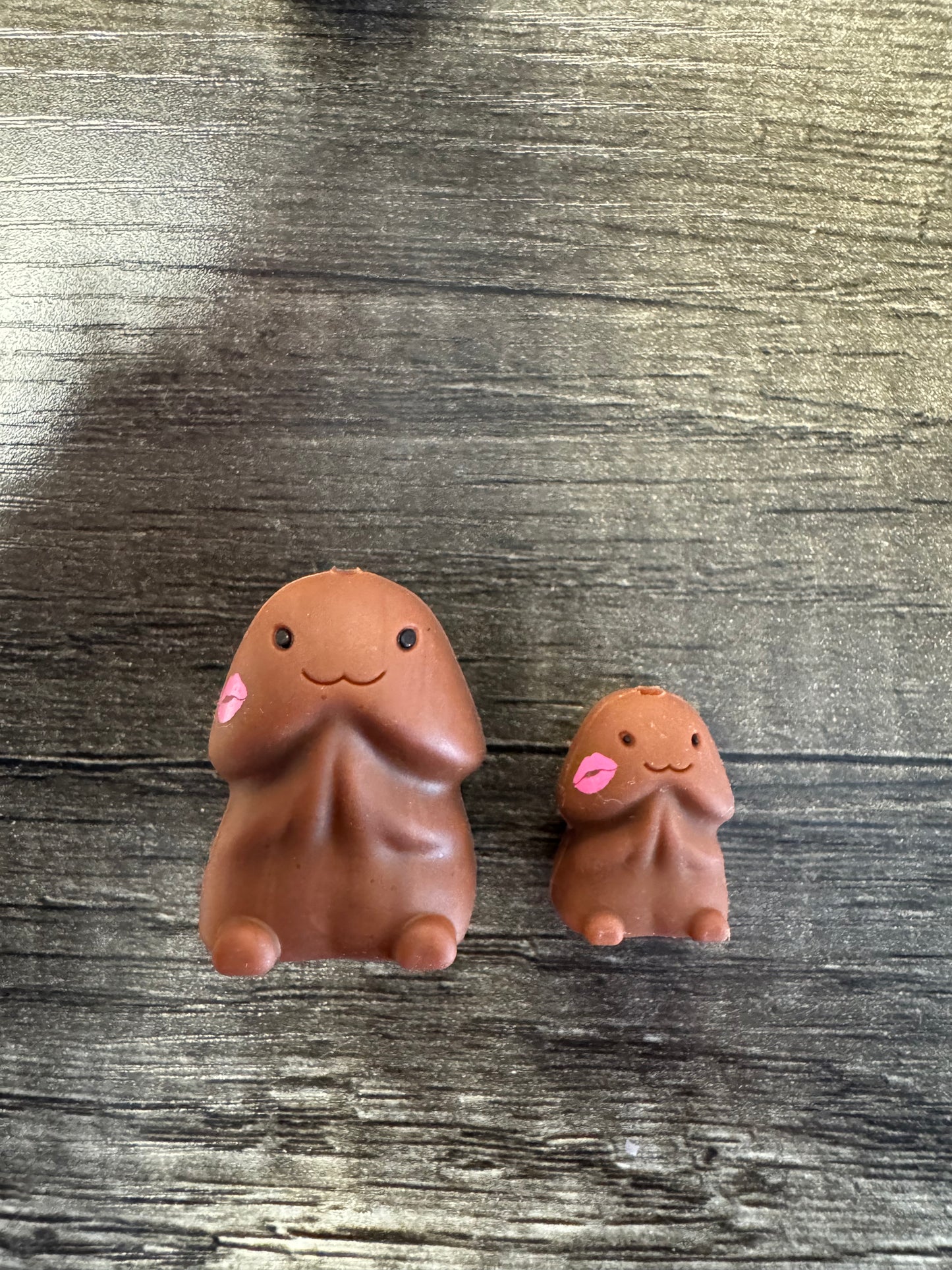 MINI Chocolate Kiss Richard SON Copyrighted Custom Silicone Focal