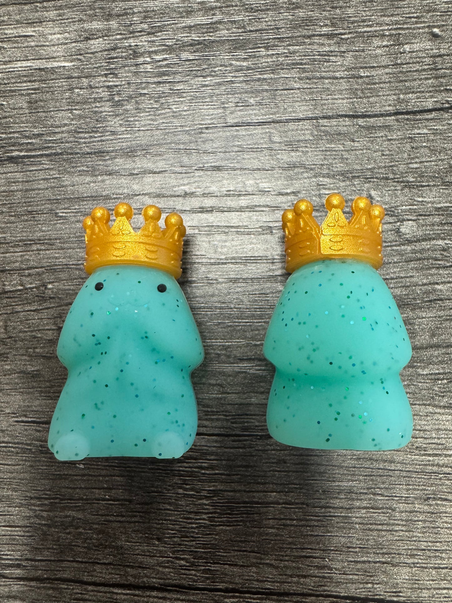 Teal Glitter King Richard Copyrighted Exclusive Focal