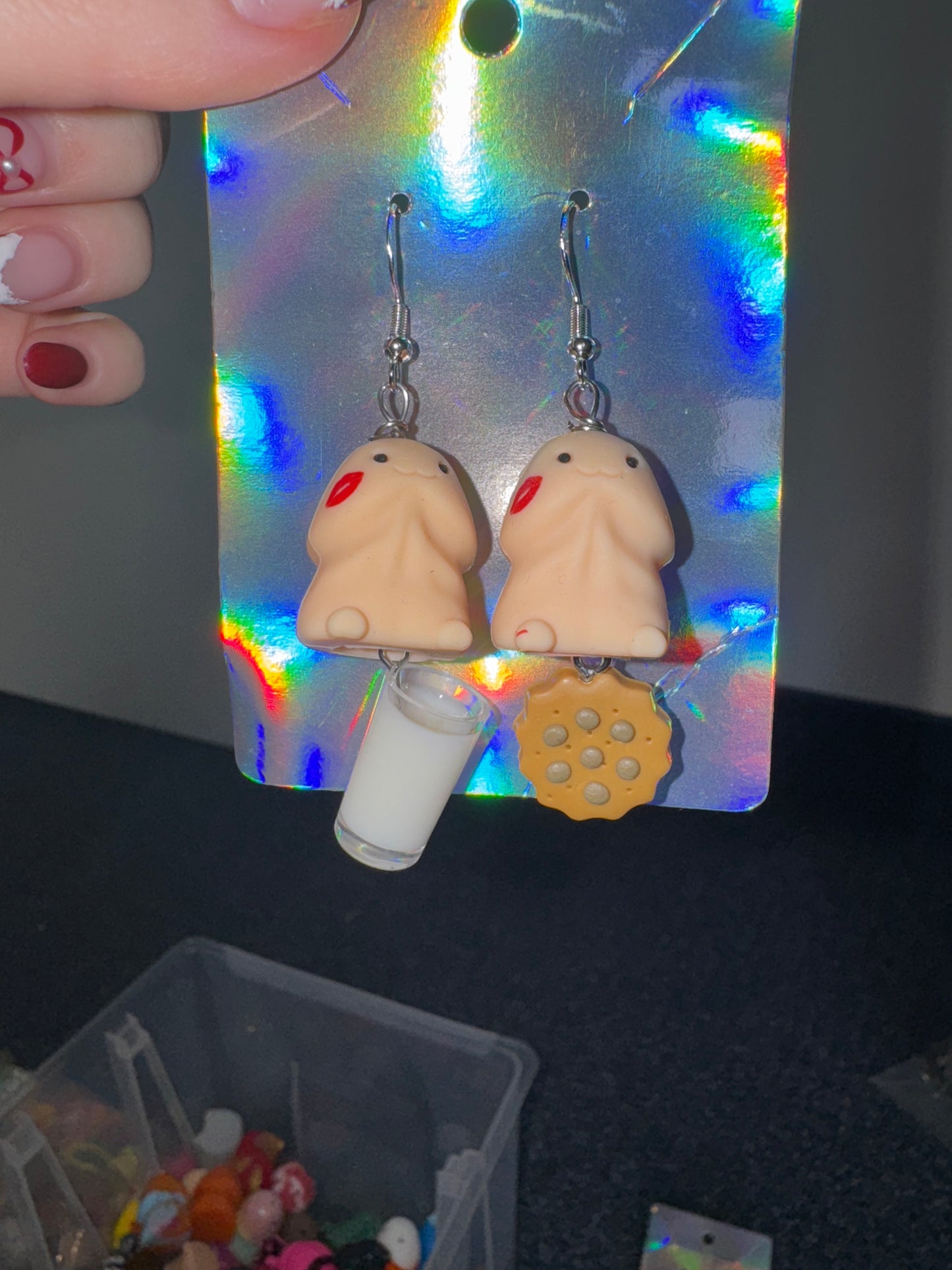 Milk and Cookie Richard Earrings
