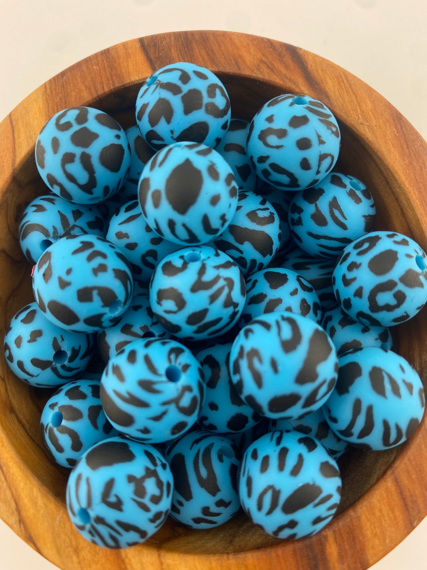 Exclusive Blue Cheetah 15mm silicone bead