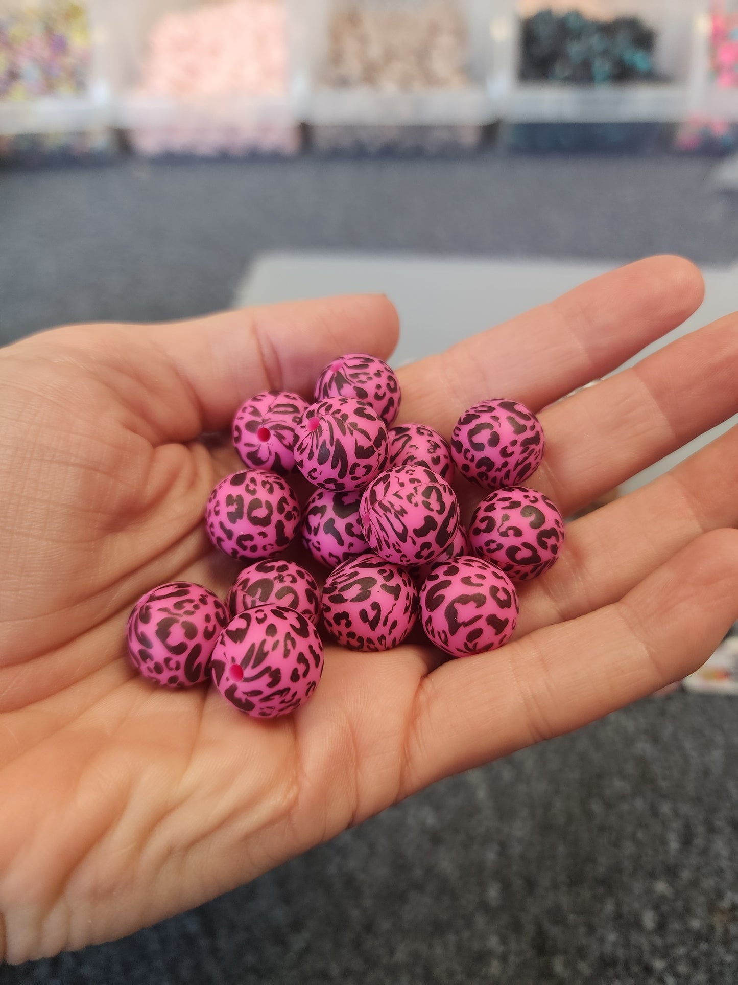 Sperm Richard Cheetah Print 15mm Beads