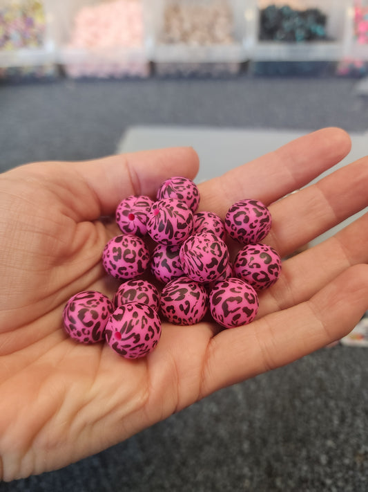 sperm richard cheetah print beads bag of 20 15mm
