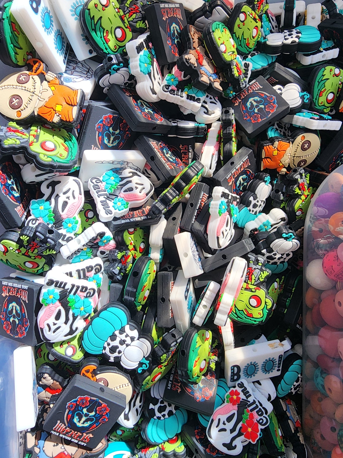 Halloween scoops bag of 100 pieces