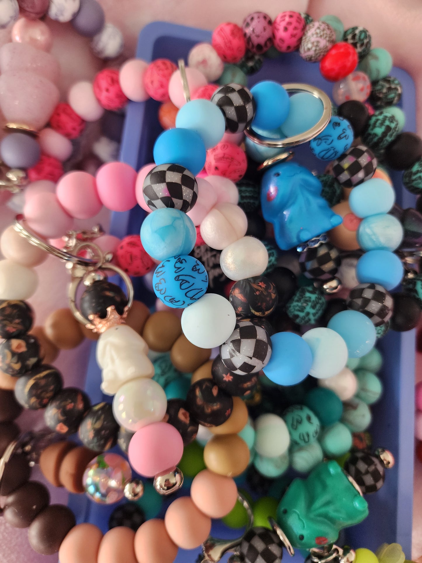 Wholesale Random Richard Wristlet bundle