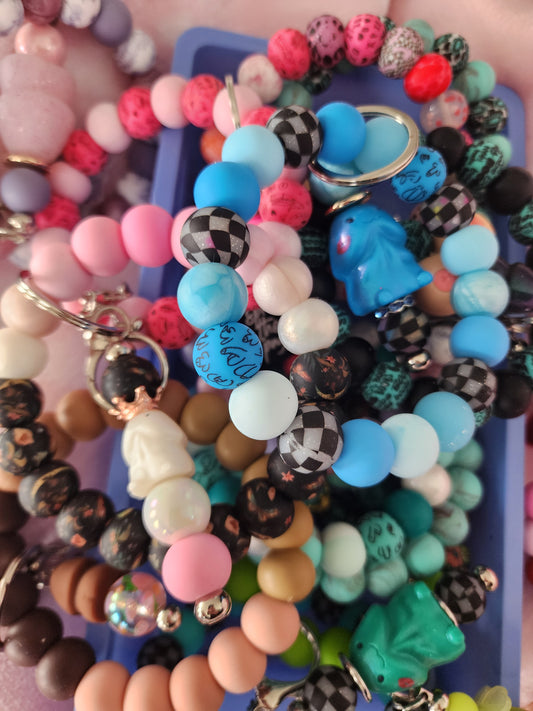 Wholesale Random Richard Wristlet bundle