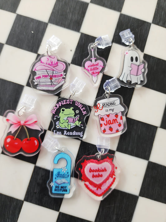 Book romantasy fantasy smut book worm booktok acrylic USB port dust plug charm wholesale