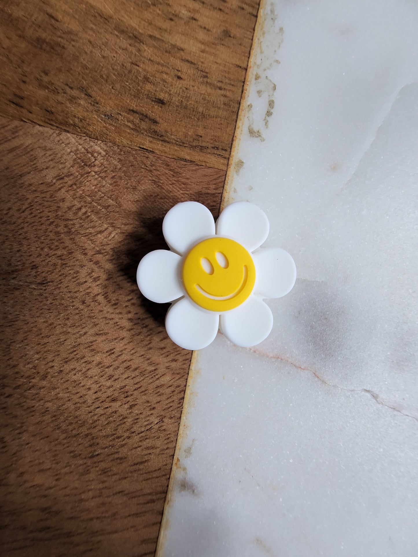 Happy Daisy Custom Focal