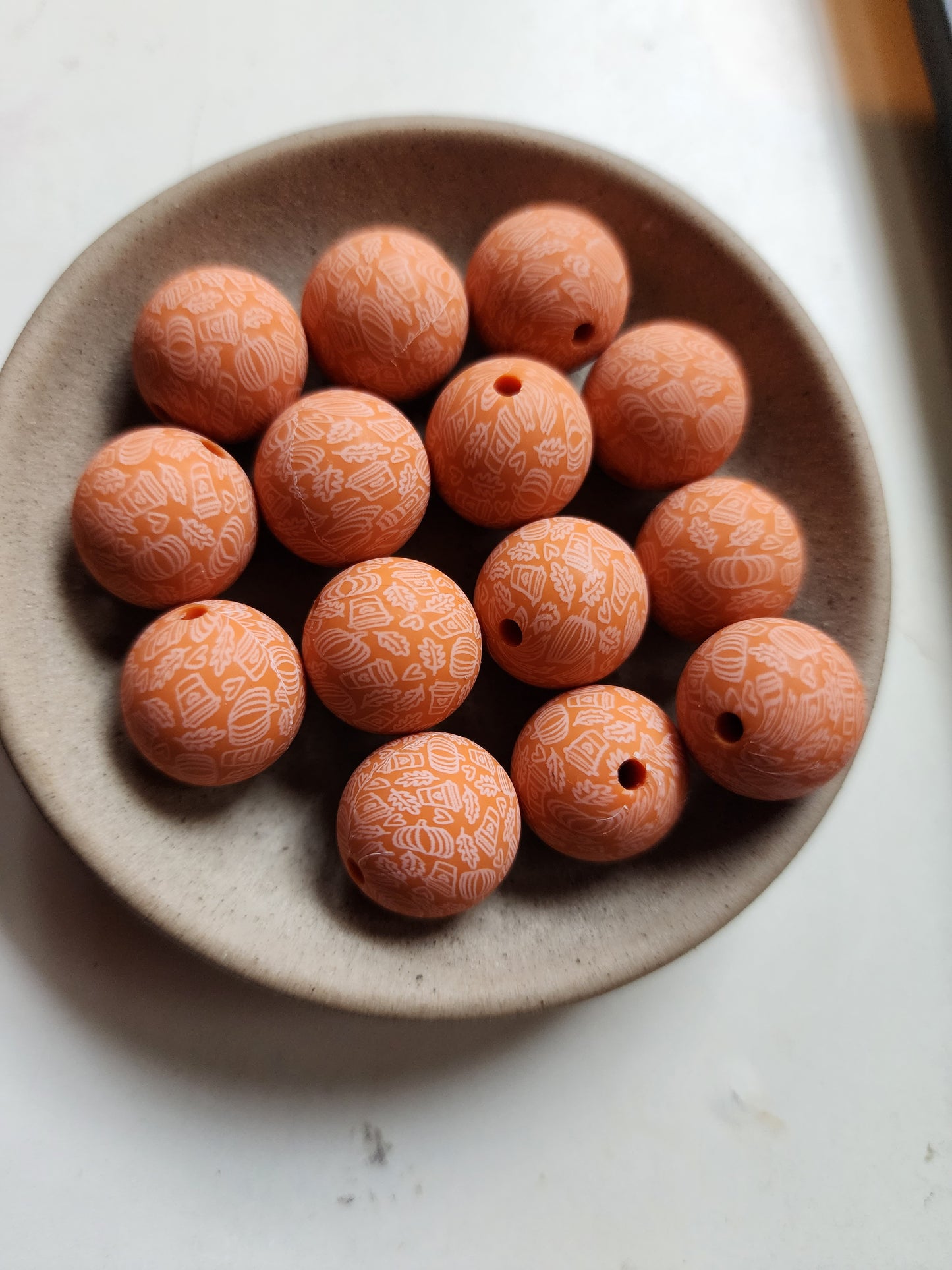 Pumpkin spice exclusive print silicone beads